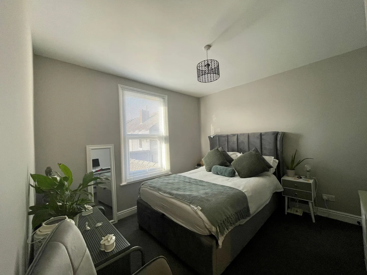 Modern 2 Bed Terraced House // Aug 2026 - Image 7